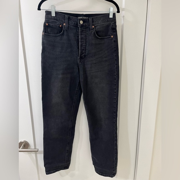 Aritzia DENIM FORUM The Arlo High Rise Straight. Size 27, length 26 - Picture 2 of 6